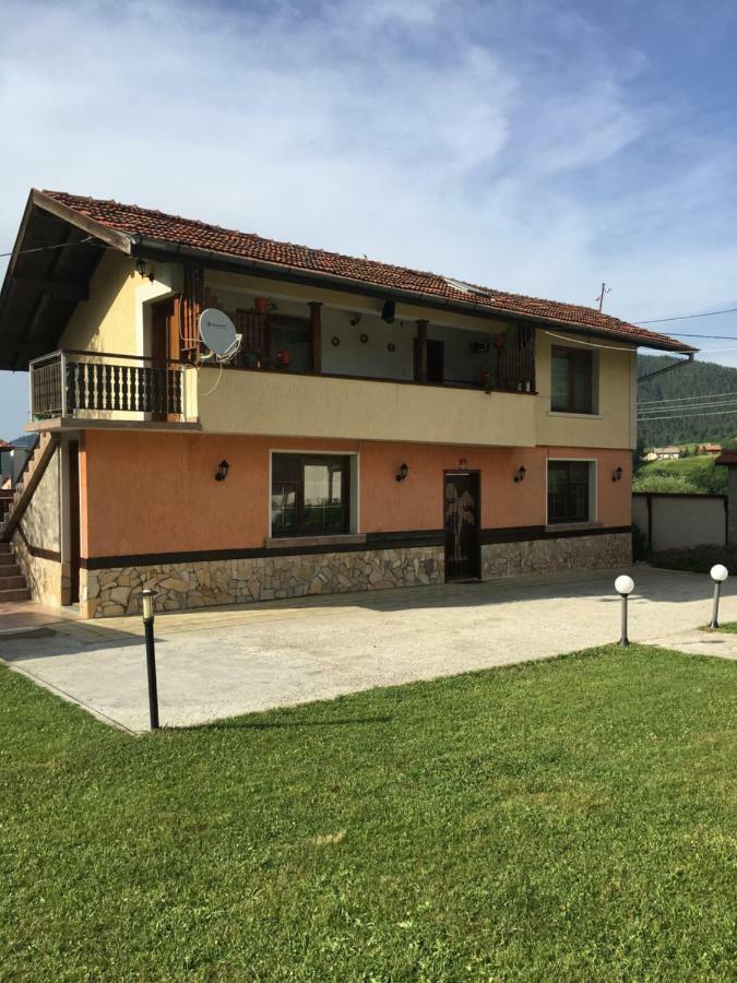 Villa Paradise Beli Iskar Exteriör bild