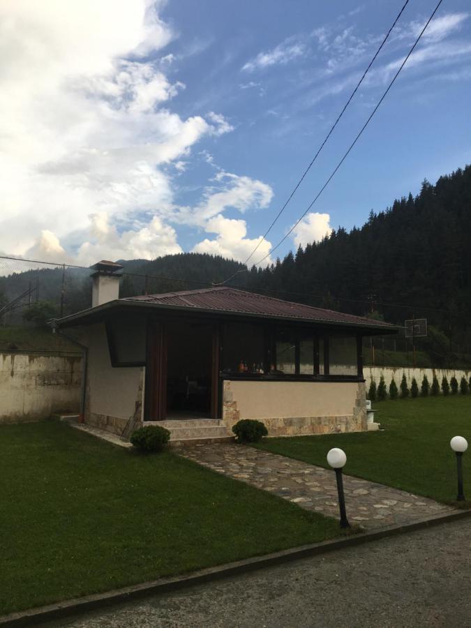 Villa Paradise Beli Iskar Exteriör bild